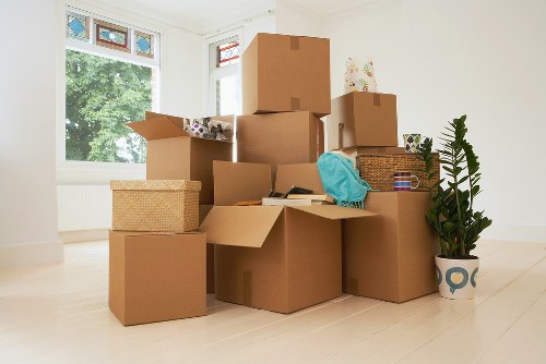 Easy-access storage space in Shepherdsbush for furniture and boxes