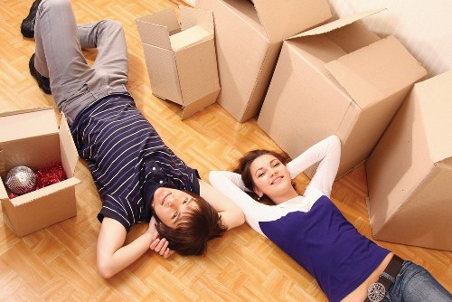 Efficient packing process with labels and protective wrap in Shepherdsbush