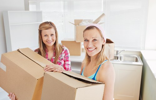 Residential moving support in Shepherds Bush near West London streets